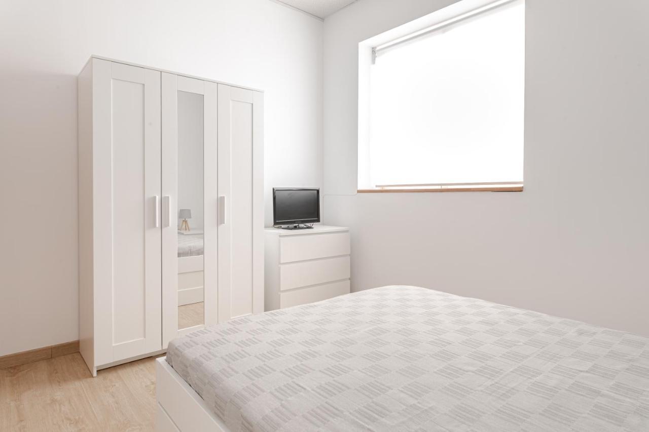Gus Apartment อาลิกันเต ภายนอก รูปภาพ