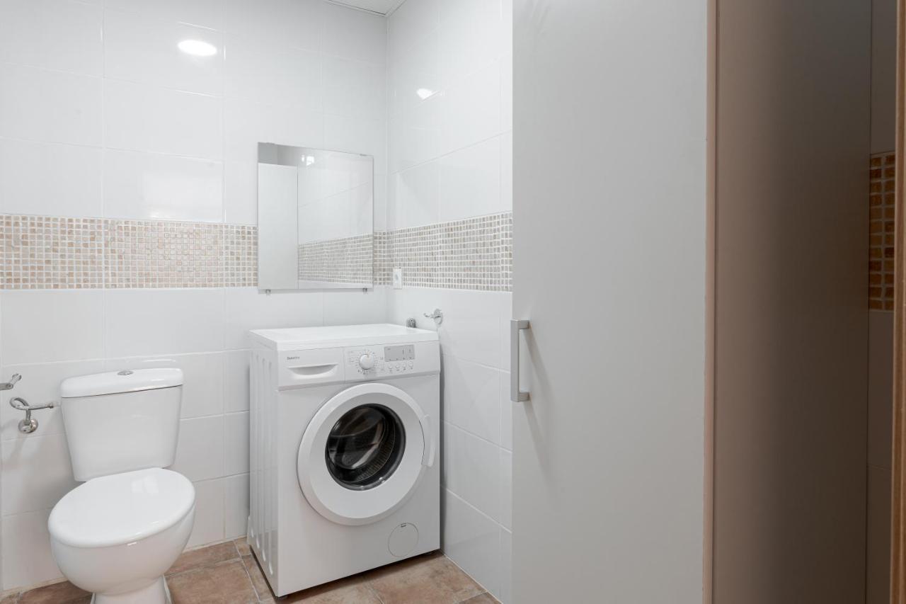 Gus Apartment อาลิกันเต ภายนอก รูปภาพ